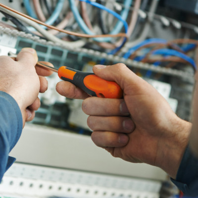 Where To Get Electrical Work Done On Your Vehicle